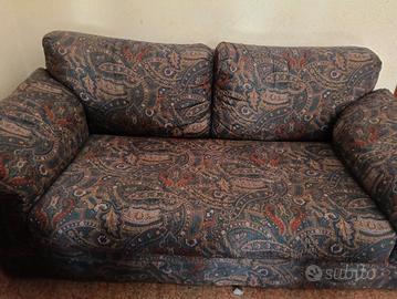 Divano due posti 