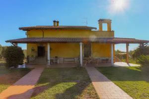 Appartamento di 140 m² con 4 locali a Lanuvio