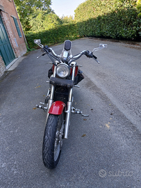 Moto Honda Rossa