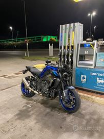 Yamaha mt-10