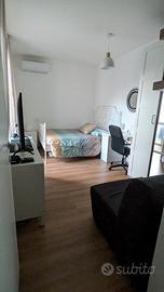 Stanza matrimoniale - M5/zona Bicocca
