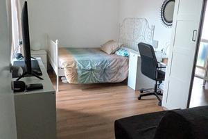 Stanza matrimoniale - M5/zona Bicocca