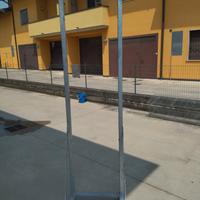 carrello porta gabbie 