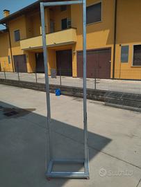 carrello porta gabbie 