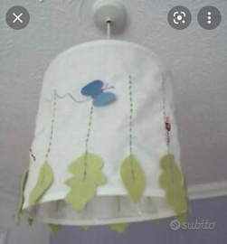 Lampadario in tessuto con fiori