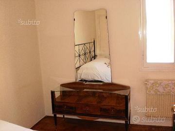 Mobile toelette anni'50 in radica di noce