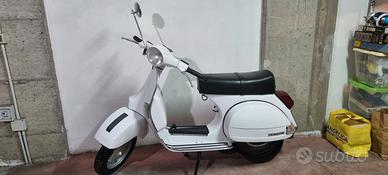 vespa px 125 restaurata 1982 con libretto original
