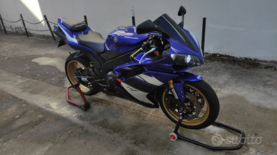 Yamaha yzf R1 08