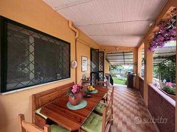 PORZIONE DI BIFAMILIARE A NETTUNO