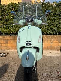 Vespa Gts 300