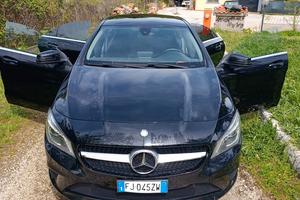 Mercedes Benz cla 200