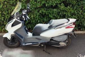 Scooter Kymco Downtown 300i