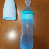 Biberon con cucchiaio