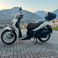 Sixteen 125