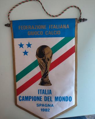 Gagliardetto FIGC Italia 1982 Calcio
