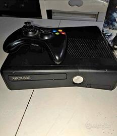XBOX 360 SLIM + 2 CONTROLLER + 5 GIOCHI