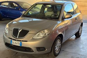 Lancia Ypsilon 1.2 Argento