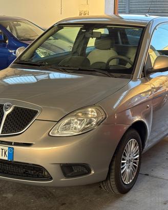 Lancia Ypsilon 1.2 Argento