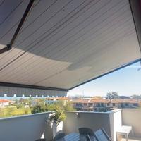 Tenda da sole motorizzata