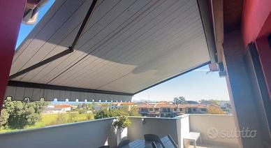 Tenda da sole motorizzata