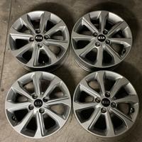 Cerchi in lega 15 pollici