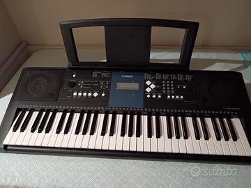 Yamaha PSR e333