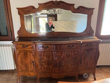 mobili in radica con intarsi