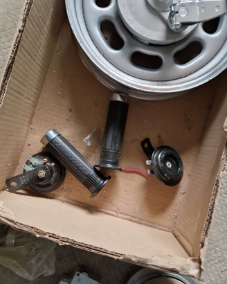 Ricambi scooter e monopattini elettrici