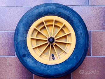 ferramenta RUOTA CARRIOLA (CO PROBLEMI)