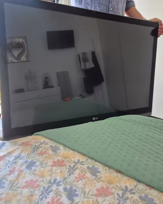 TV LG 42"