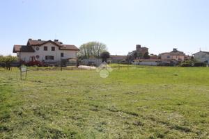 TER. RESIDENZIALE A SANTO STINO DI LIVENZA