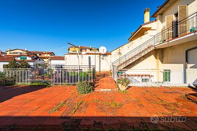 PALAZZINA A MONSUMMANO TERME