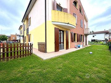 Appartamento di 118 m² con 5 locali e box auto a C