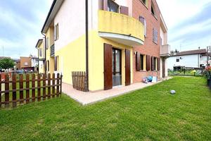 Appartamento di 118 m² con 5 locali e box auto a C