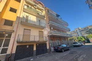 3 LOCALI A AVERSA