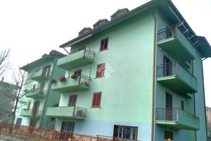 4 LOCALI A VENTICANO