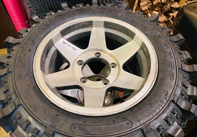 Cerchi e gomme Suzuki Samurai