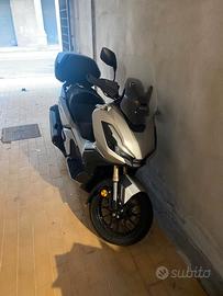 HONDA ADV cc 350 COLORE GRIGIO ANNO 2023 KM 1000