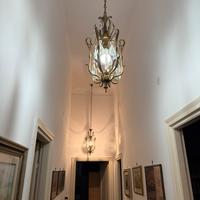 Coppia lampadari classici in ottone con cristalli