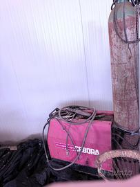 Saldatrice a filo continuo