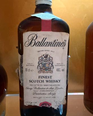 Lotto di 4 bottiglie Ballantines whisky anni 80