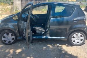 TOYOTA Aygo 1ª serie - 2009