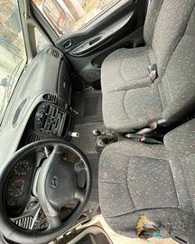Hyundai H1