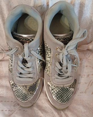Scarpe Guess 
