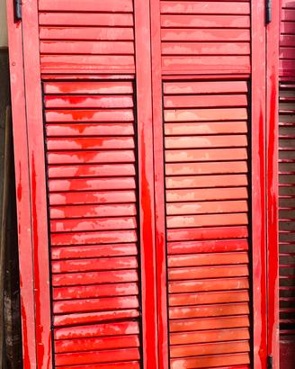Infissi alluminio rosso