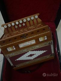 Organetto dino baffetti