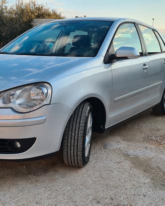 volkswagen polo 1.4 tdi Sportline 