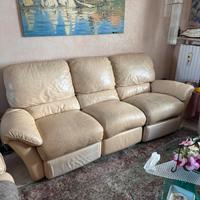 2 divani e 1 poltrona