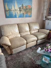 2 divani e 1 poltrona