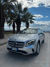Mercedes GLA 200d